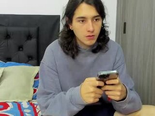 alex_connorr