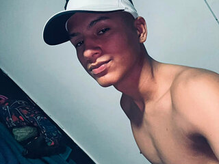 damian_delux